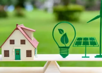 Voices of a Green Future: Conversations Across the Energy Revolution